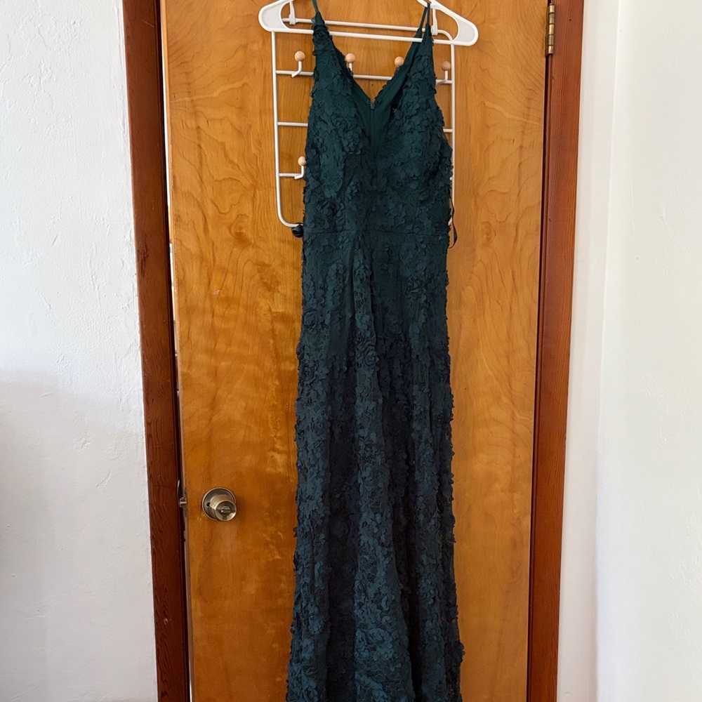 Xscape Emerald Green Lace V-Neck Dress